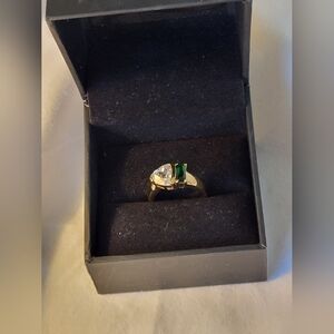 Fifth Avenue Collection Diamond CZ and Emerald Coloured Swavorski Crystal Ring